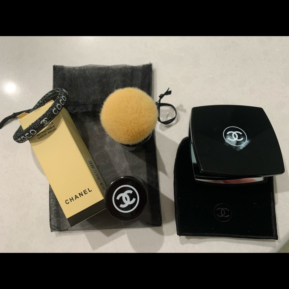CHANEL Double Mirror, Kabuki Brush and Hair Tie